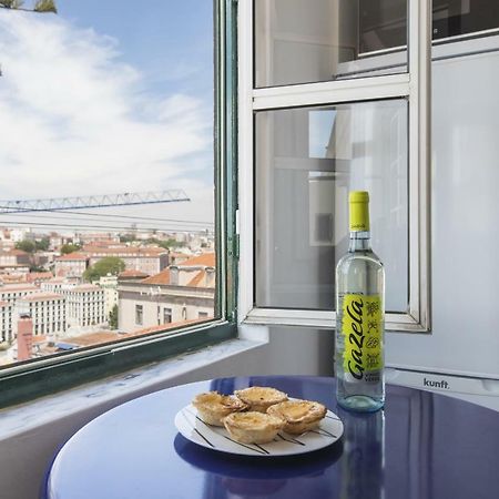 The Castle Life In 3Bdr Apartament Lisbon Bagian luar foto
